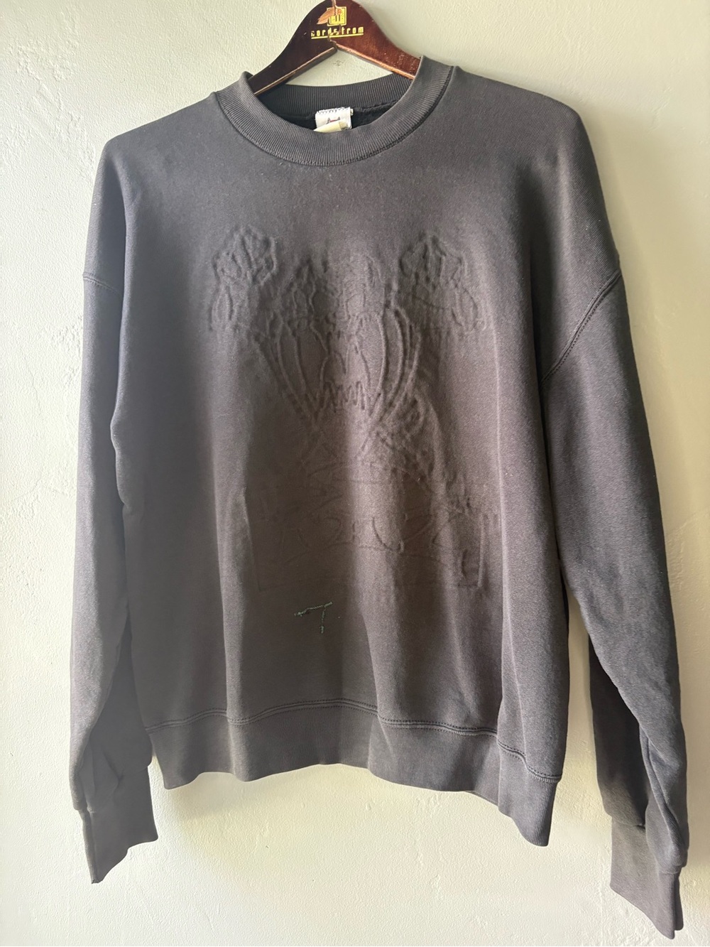 Vintage 90s Warner Bros Taz Tasmanian Devil Embossed Black Crew - Size L